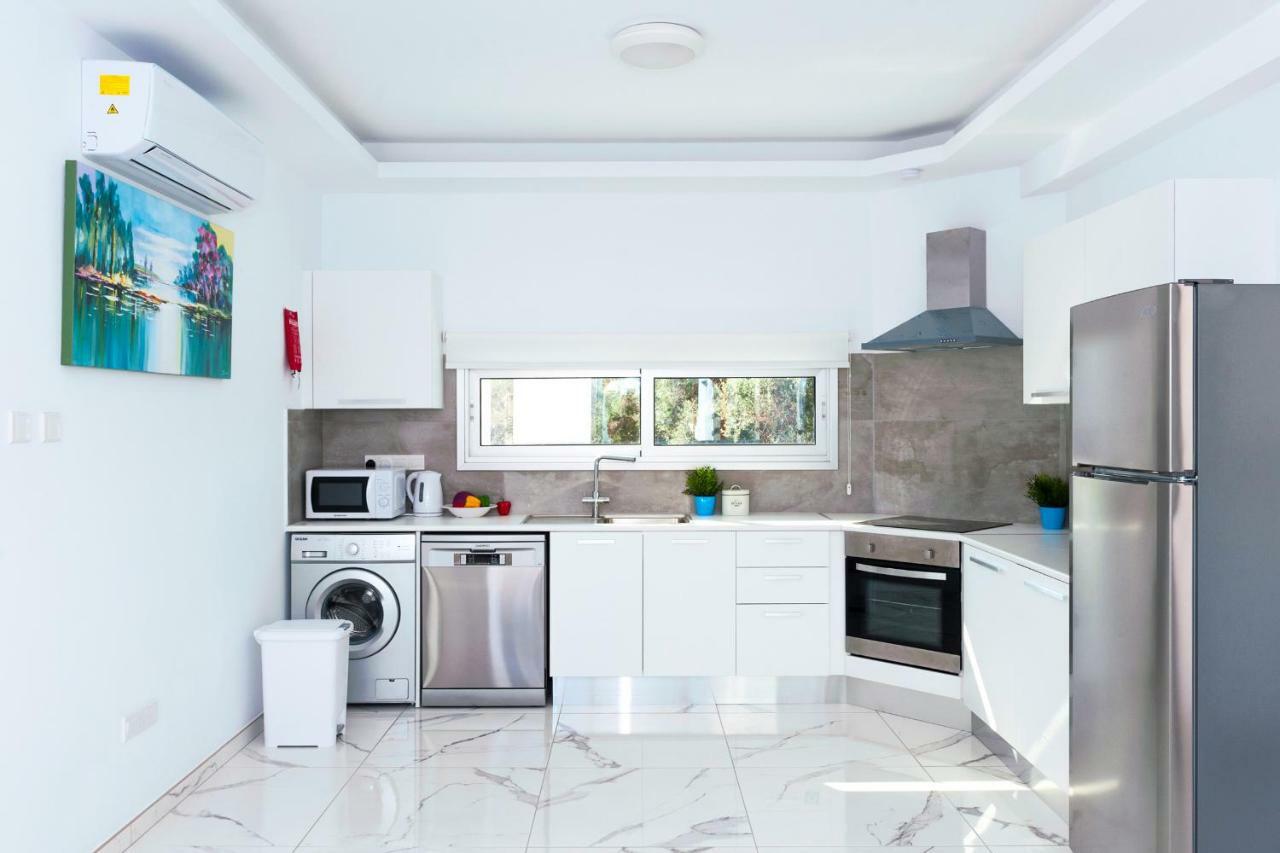 Villa Carmen Protaras Buitenkant foto